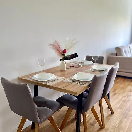 Apartman View7 *